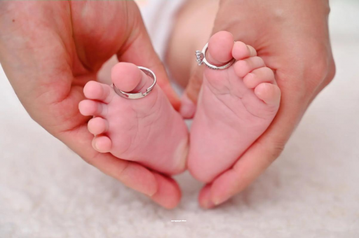 固原宝宝大便里有血